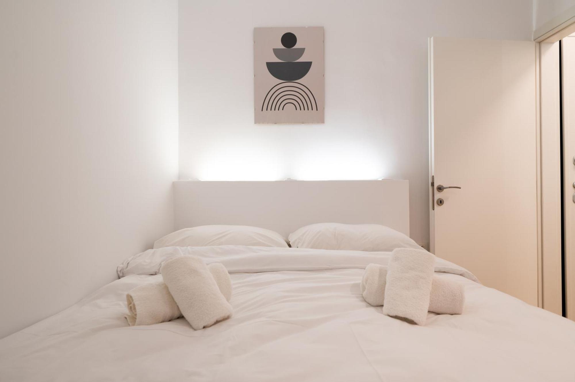 Apartment Honey Oak & Cream Patio By Nest Thessaloniki